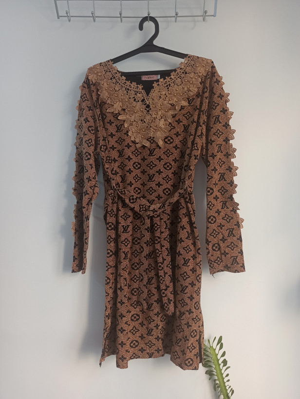 تونیک مجلسی لمه در دو سایز L و XL ، شش رنگ
