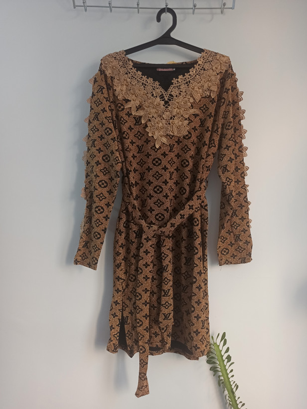 تونیک مجلسی لمه در دو سایز L و XL ، شش رنگ