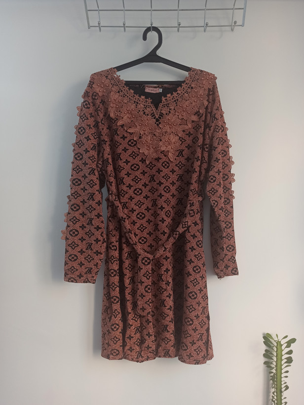 تونیک مجلسی لمه در دو سایز L و XL ، شش رنگ